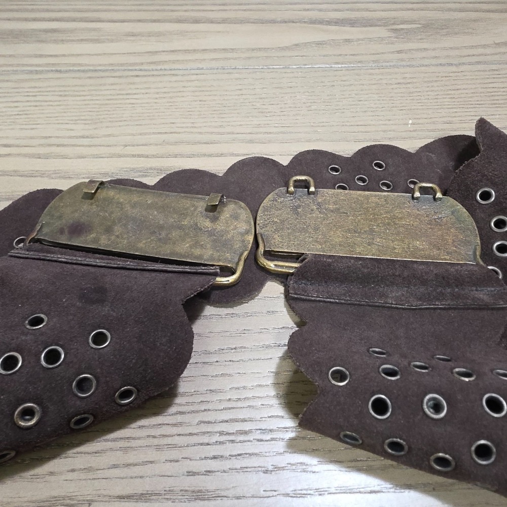 Vintage Womens Brown Suede Boho Belt Winged Bronze Buckle Size 30-32" - Picture 5 of 7